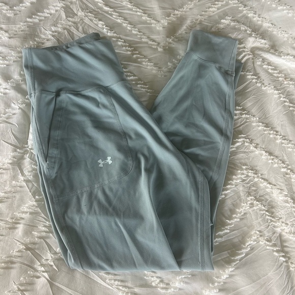 Under Armour Pants - Under Armour joggers, size medium